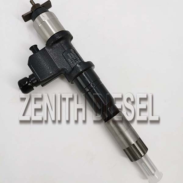 Diesel Engine Fuel Injector 095000- 1550