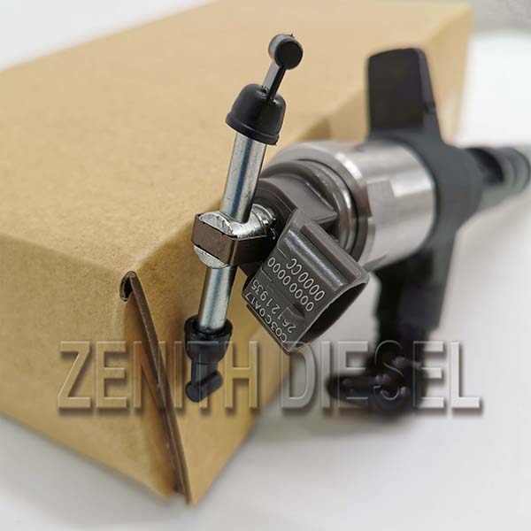 Diesel Engine Fuel Injector 095000- 5550